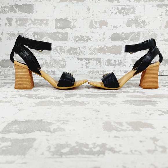 NEW Born Tahlia Black Leather Open Toe Ankle Strap Block Heel Sandals M760 - Picture 7 of 13